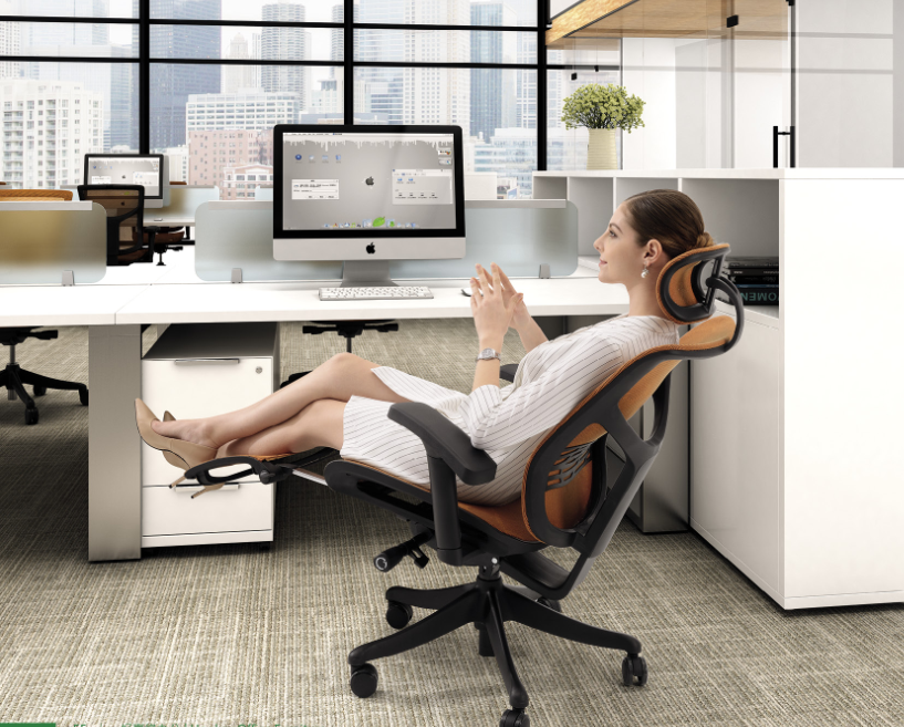An office chair for taking nap