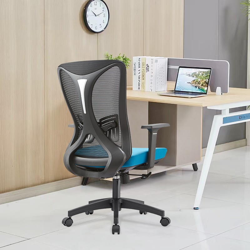 Najboljši cenovno dostopen pisarniški stol